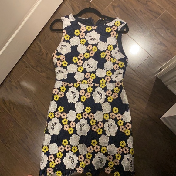 Aqua floral dress size large. Will fit size 8. - Picture 1 of 3